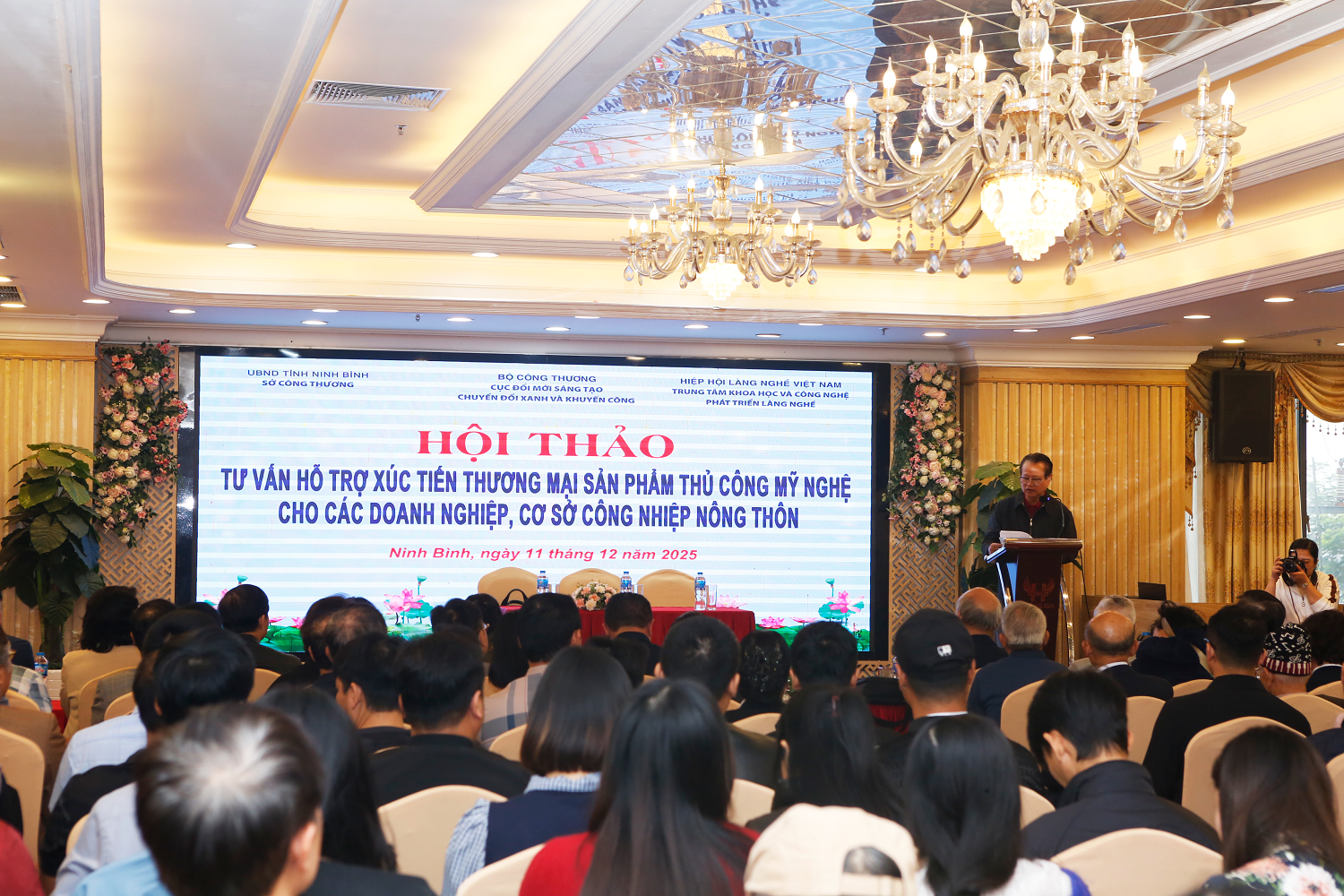 Hội thảo “Tư vấn Hỗ trợ xúc tiến thương mại sản phẩm thủ công mỹ nghệ cho các doanh nghiệp, cơ sở công nghiệp nông thôn”