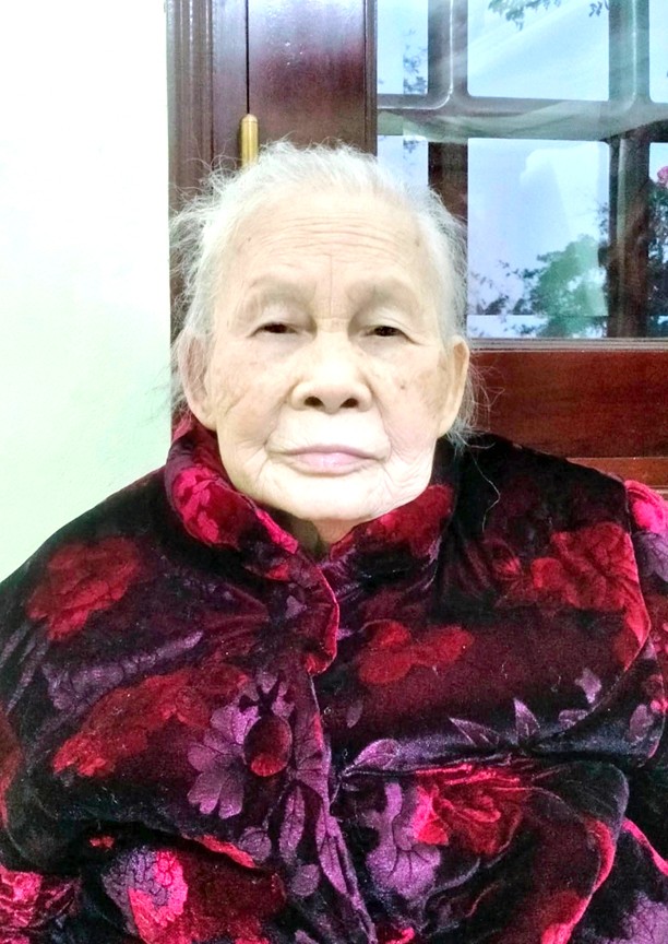 Cụ bà 91 tuổi gắn bó với nghề thợ may nuôi dạy con thành đạt Cụ bà 91 tuổi gắn bó với nghề thợ may nuôi dạy con thành đạt