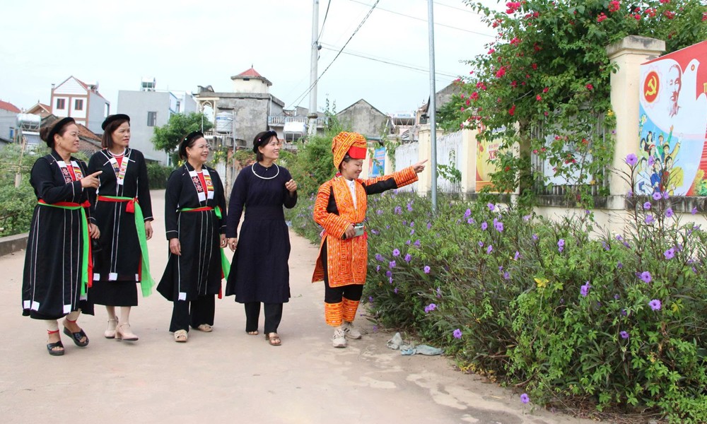 Tạo nền tảng phát triển bền vững cho nông thôn mới vùng đồng bào dân tộc thiểu số Tạo nền tảng phát triển bền vững cho nông thôn mới vùng đồng bào dân tộc thiểu số