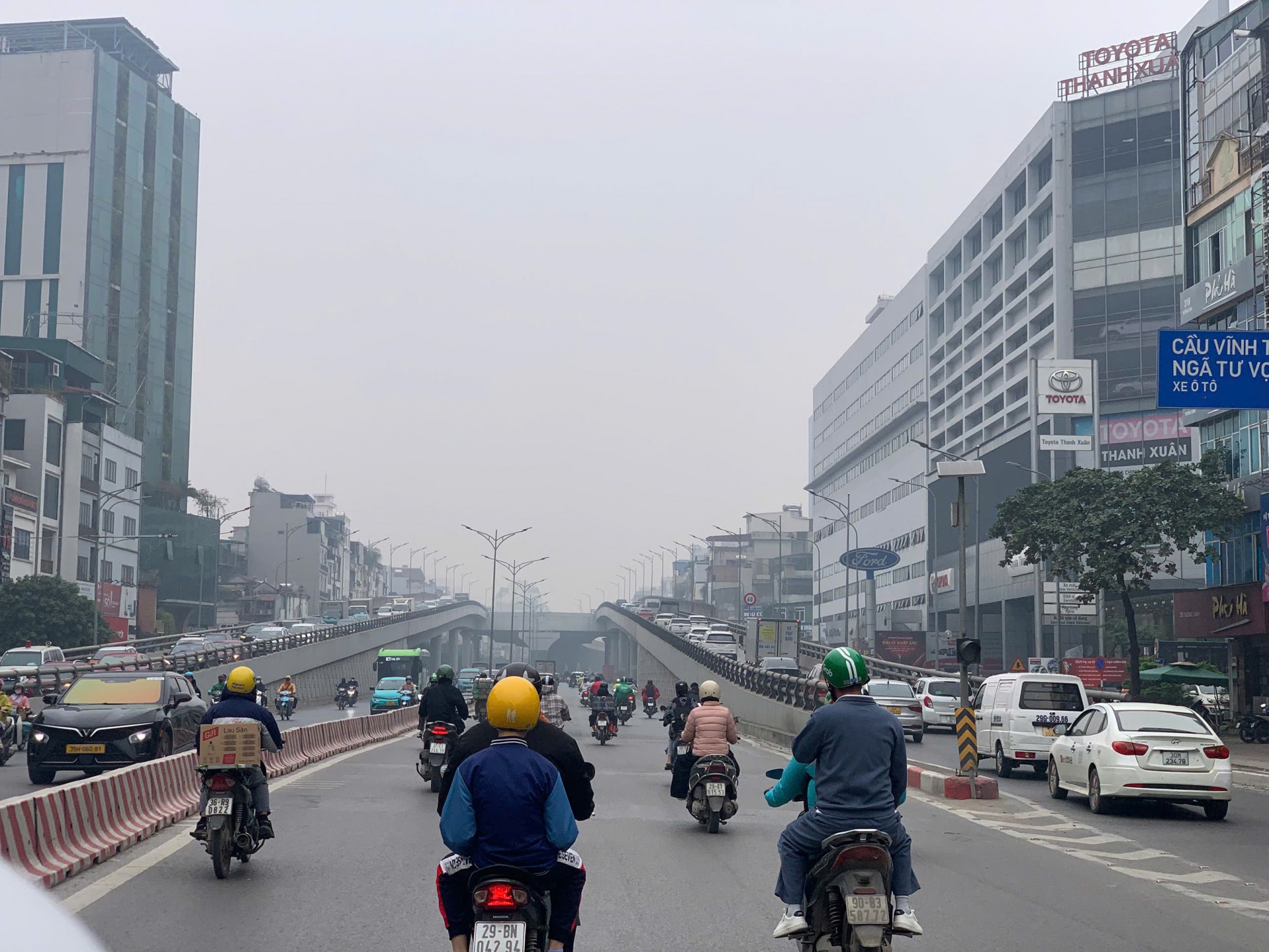 Bụi mịn ảnh hưởng nghiêm trọng đến sức khỏe người dân Bụi mịn ảnh hưởng nghiêm trọng đến sức khỏe người dân