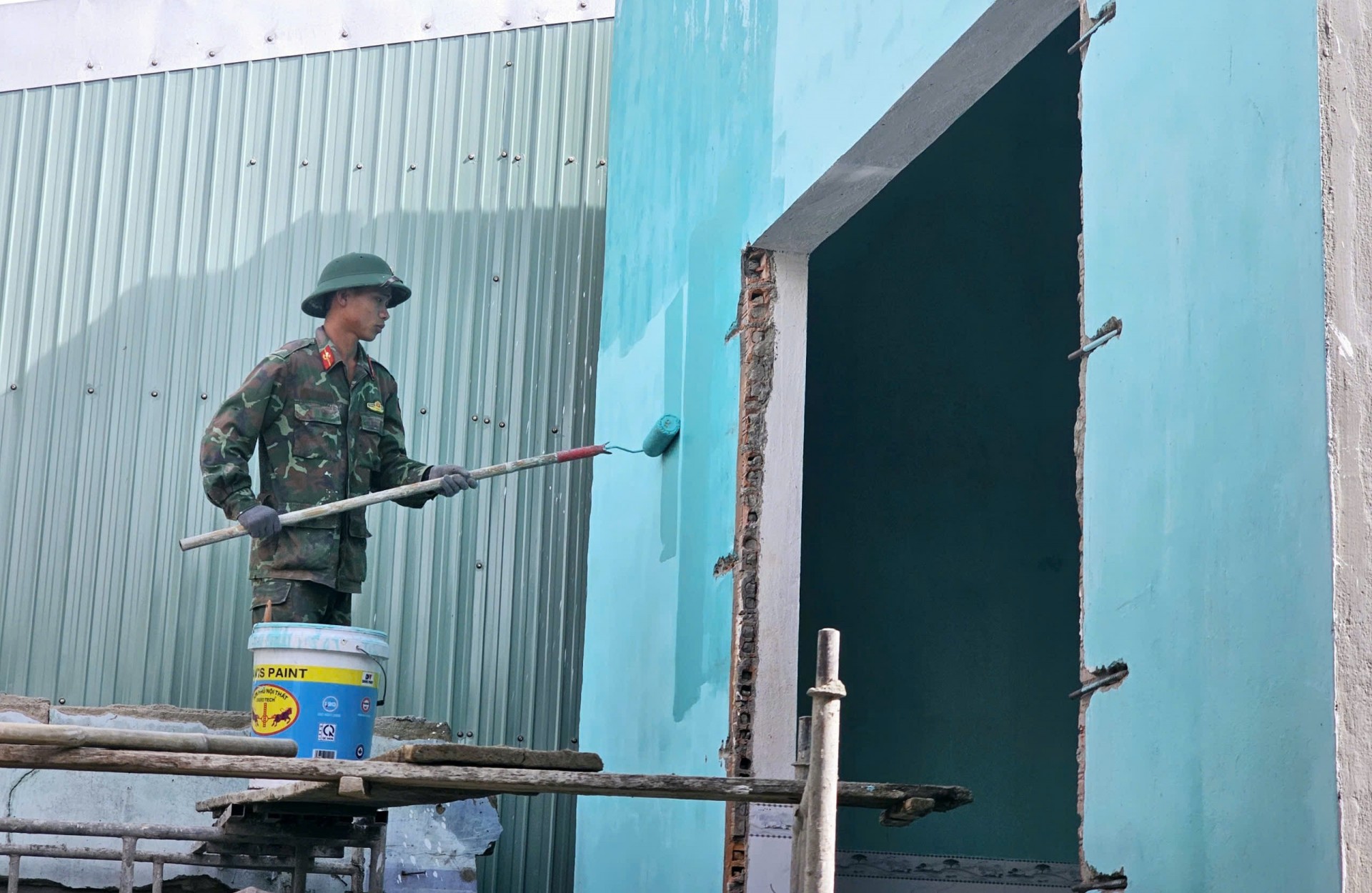 Gia Lai: Xây nhà “thần tốc” “Chiến dịch Quang Trung” giúp người dân có nhà mới đón Tết Gia Lai: Xây nhà “thần tốc” “Chiến dịch Quang Trung” giúp người dân có nhà mới đón Tết