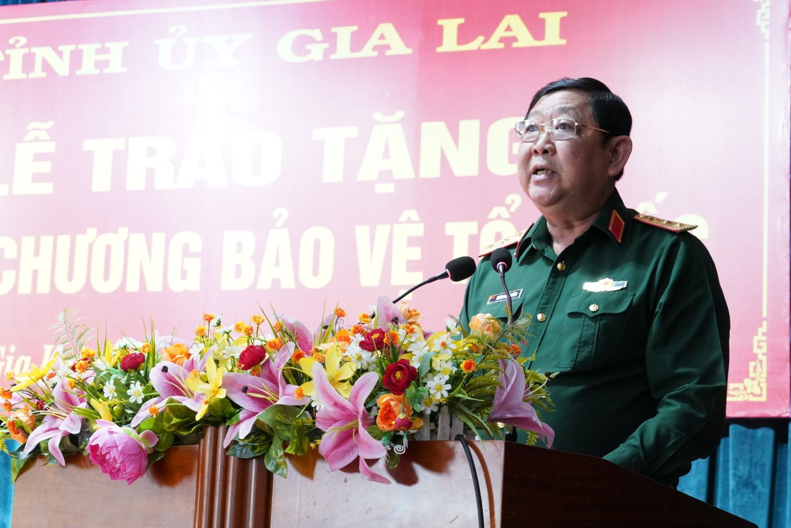 Bí thư Tỉnh uỷ Gia Lai Thái Đại Ngọc vinh dự được nhận Huân chương Bảo vệ Tổ quốc hạng Ba