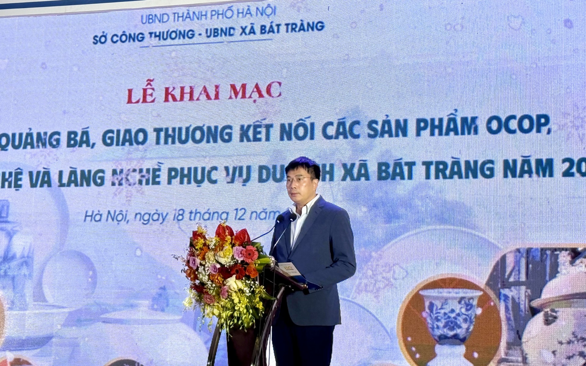 Bát Tràng phát huy giá trị làng nghề, kết nối OCOP với phát triển du lịch Thủ đô