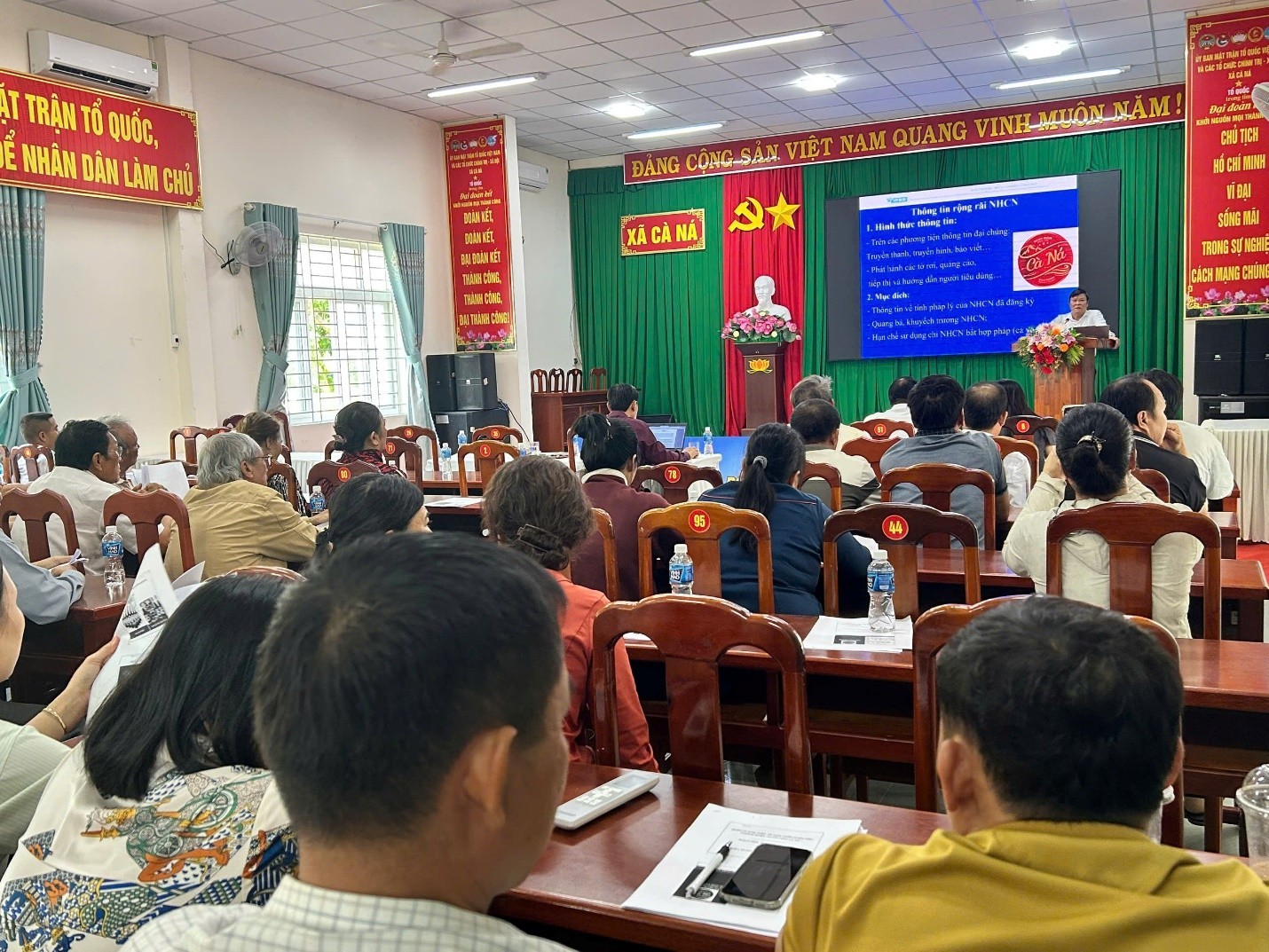 Nước mắm Cà Ná được quảng bá tại Hội chợ Đặc sản vùng miền Việt Nam 2025