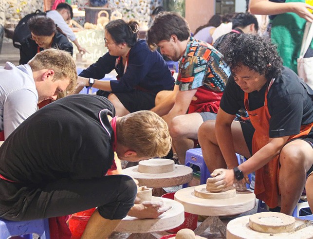 Nâng tầm du lịch làng nghề trong bối cảnh mới