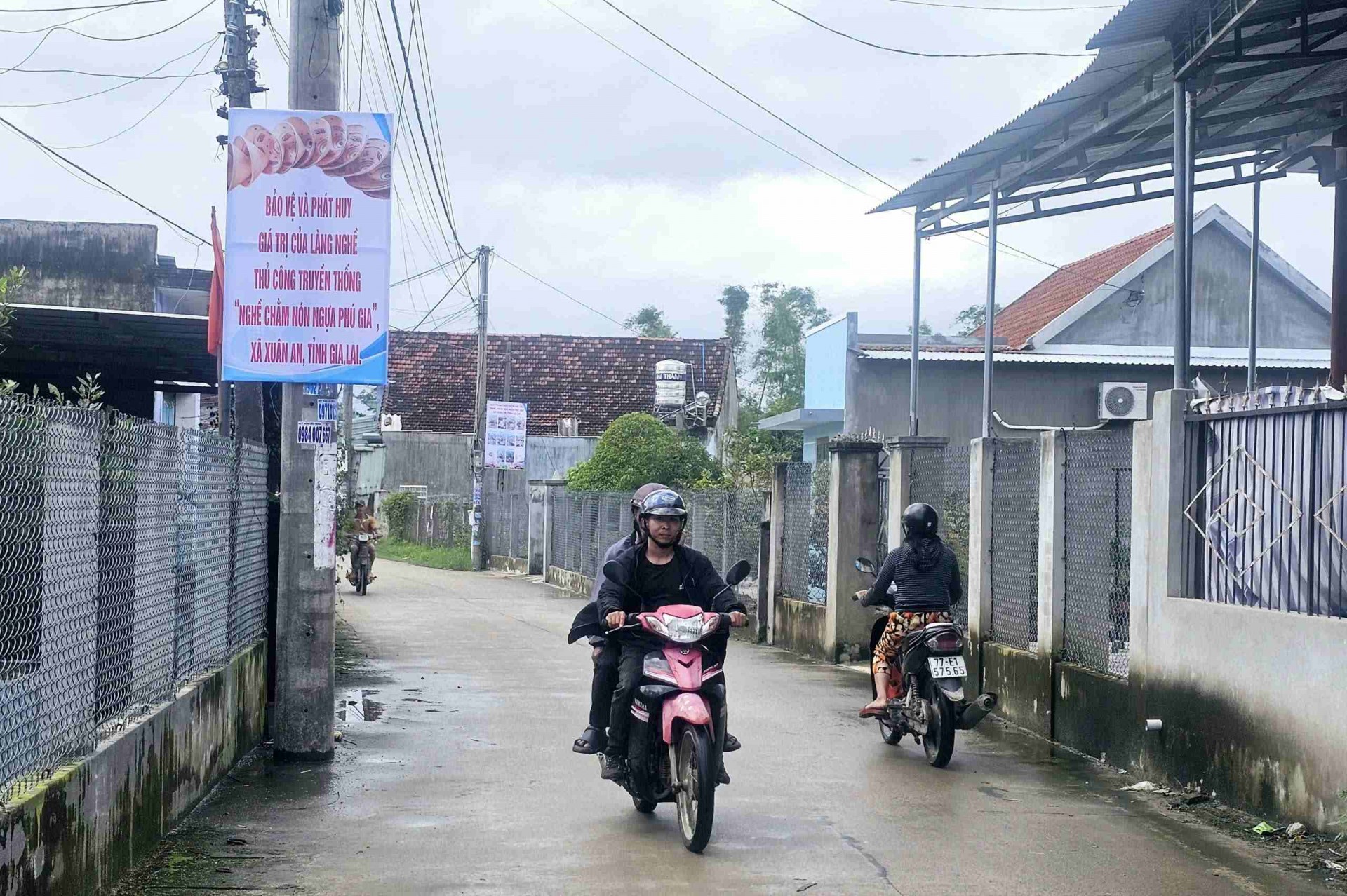 Nón ngựa Phú Gia trở thành sản phẩm du lịch độc nhất vô nhị của tỉnh Gia Lai