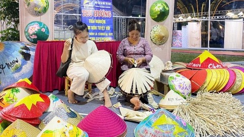 trien lam quang ba san pham ocop lang nghe gan voi du lich tai thanh oai
