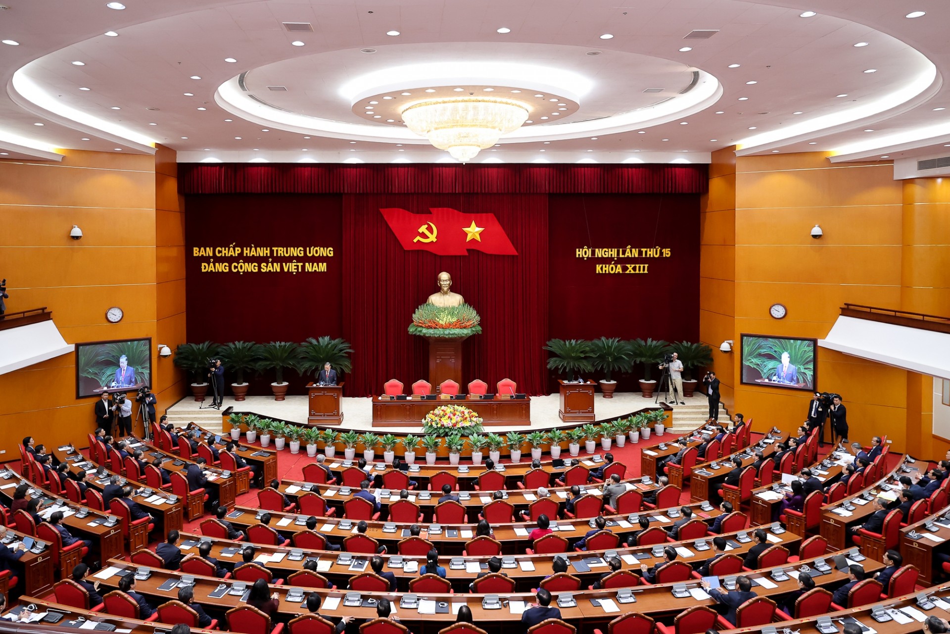 Bế mạc Hội nghị lần thứ 15 Ban Chấp hành Trung ương Đảng khóa XIII