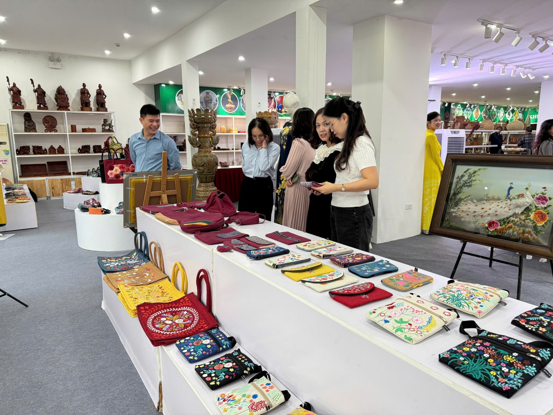 Thiết kế sáng tạo – chìa khóa đưa sản phẩm thủ công Hà Nội ra thế giới