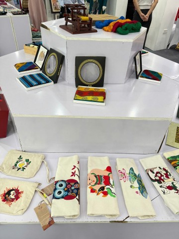 xu the thi truong trong va ngoai nuoc co hoi moi cho san pham thu cong my nghe ha noi