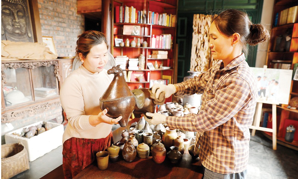 Bắc Ninh gìn giữ và phát huy giá trị trăm nghề trong thời hội nhập Bắc Ninh gìn giữ và phát huy giá trị trăm nghề trong thời hội nhập