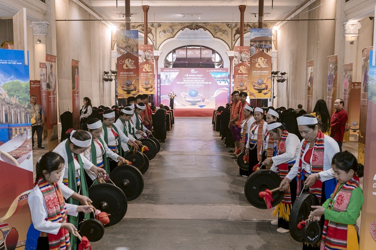 Từ không gian bản Mường đến sản phẩm du lịch văn hóa bền vững