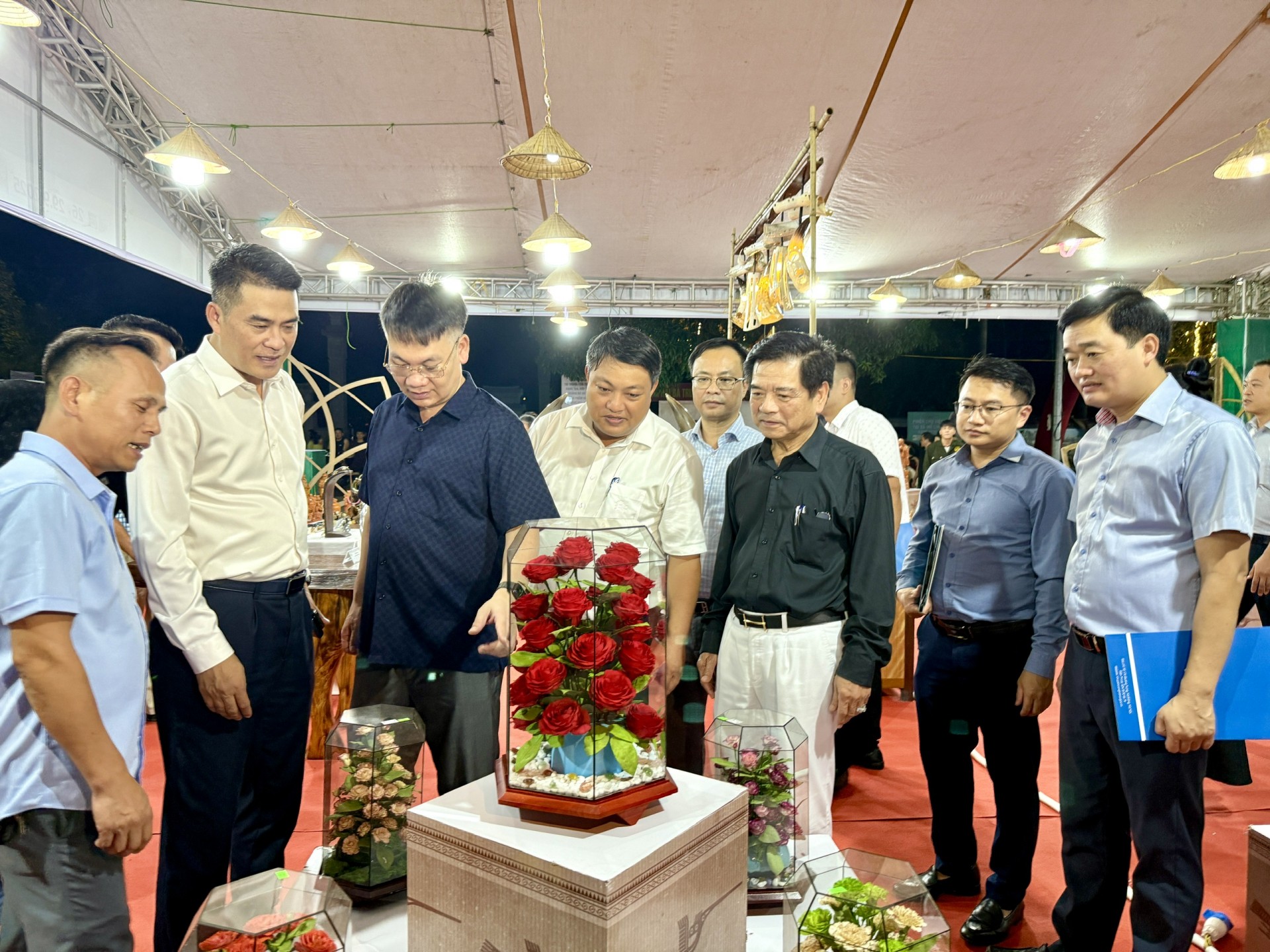 Hà Nội: Phát huy hiệu quả mô hình Trung tâm thiết kế sáng tạo, thúc đẩy phát triển OCOP và du lịch làng nghề năm 2025