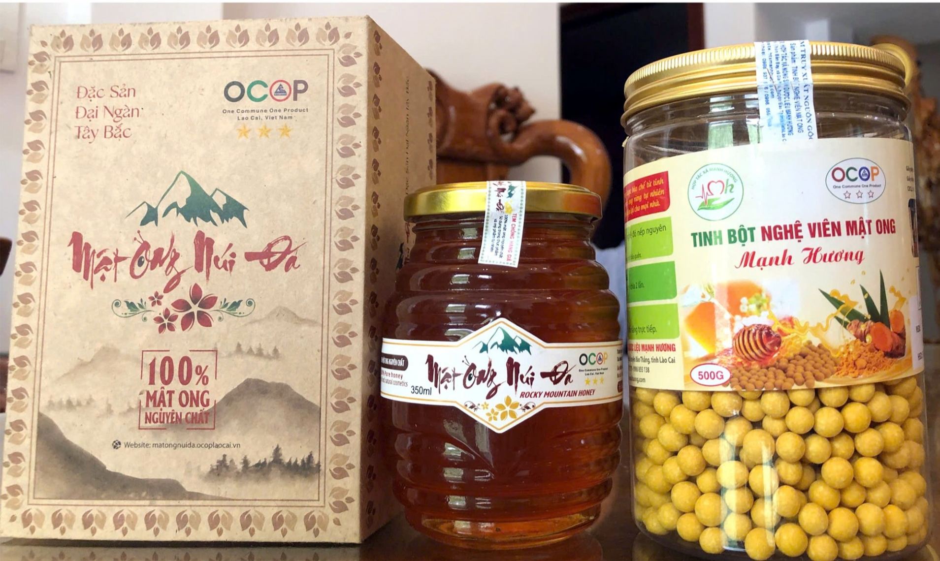 Mật ong núi đá đậm đà hương vị thiên nhiên