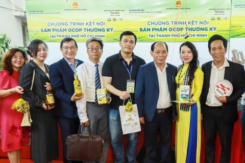 nhieu san pham an tuong tai hoi cho ocop dac san vung mien va am thuc