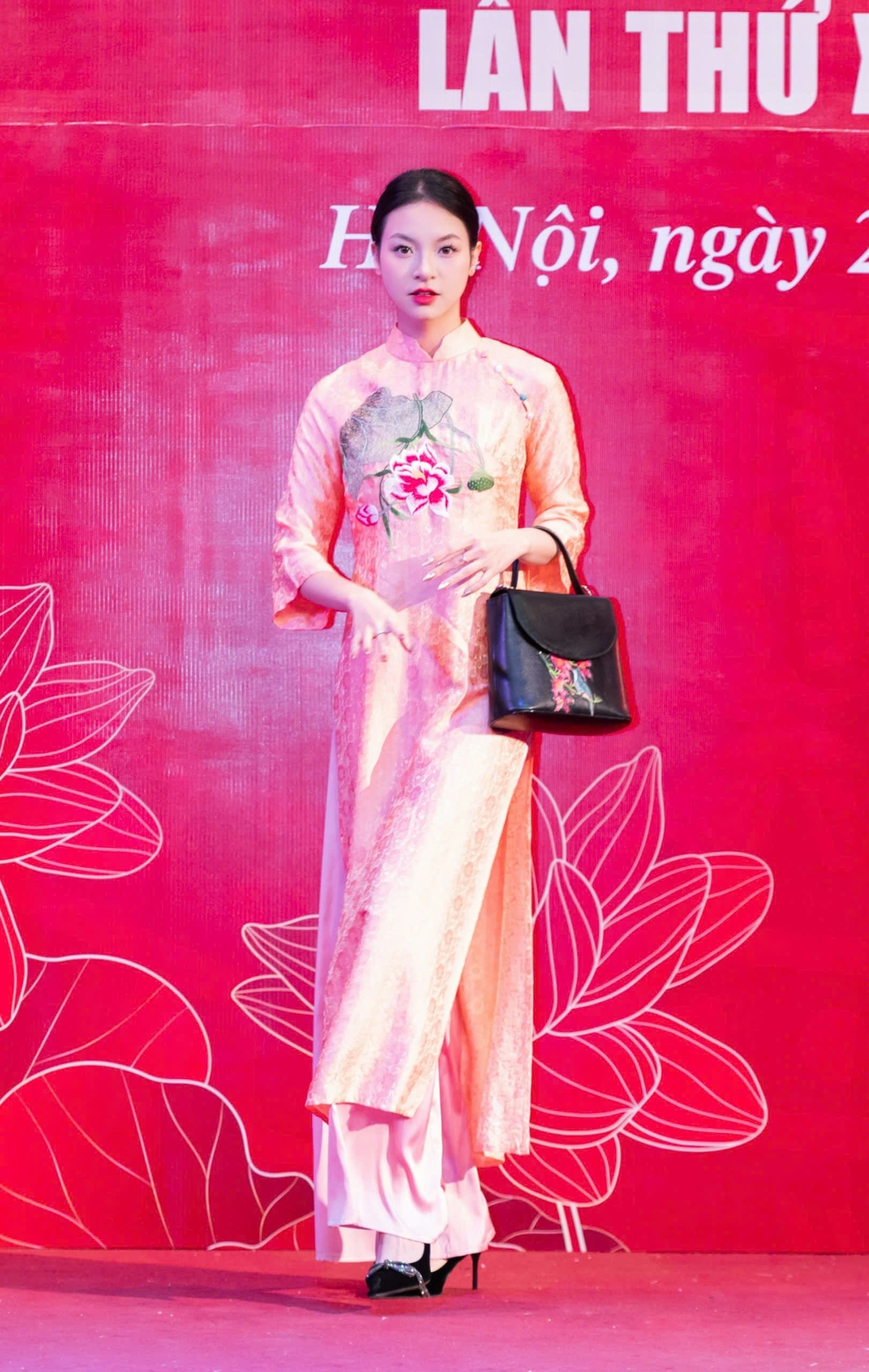 “Dấu ấn tinh hoa” - Bản giao hưởng thời trang tôn vinh làng nghề Việt