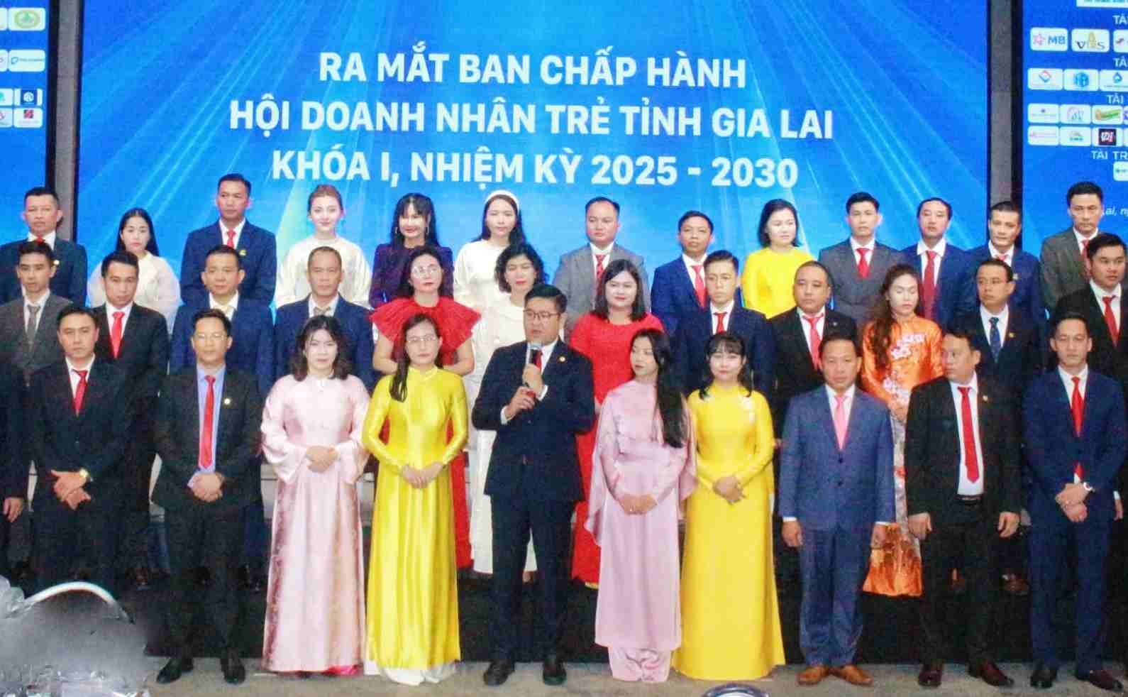 Doanh nhân Vũ Hồng Quân được bầu giữ chức Chủ tịch Hội Doanh nhân trẻ tỉnh Gia Lai khóa I