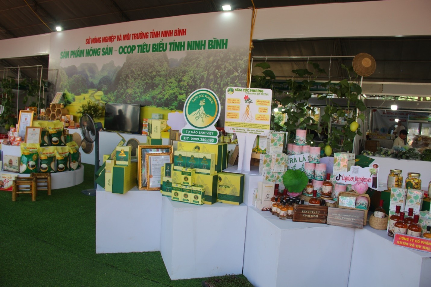 Ninh Bình hiện có hơn 1000 sản phẩm OCOP từ 3 sao trở lên (Ảnh: Đinh Khương)