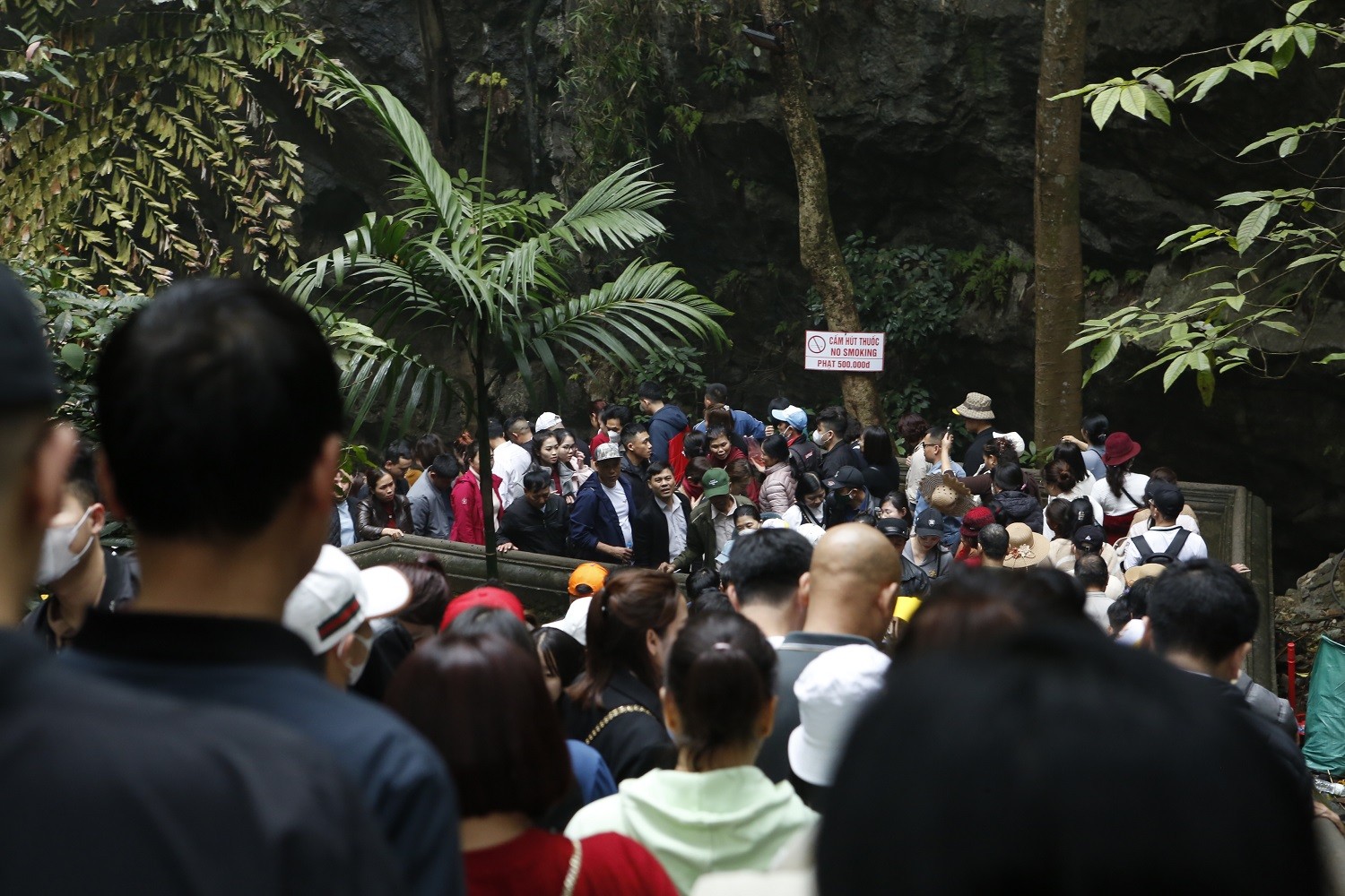 Chùa Hương - Di sản văn hóa tâm linh của người Việt