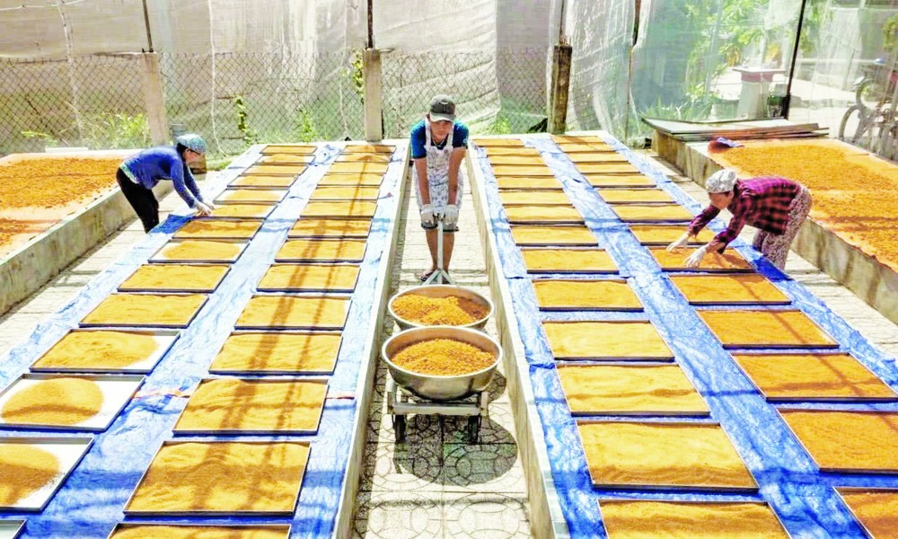 Giữ lửa nghề truyền thống trong mùa sản xuất Tết