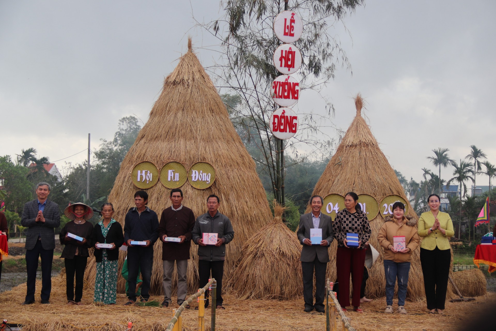 Lễ hội xuống đồng Hội An Đông tiếp thêm động lực cho vụ mùa mới Lễ hội xuống đồng Hội An Đông tiếp thêm động lực cho vụ mùa mới
