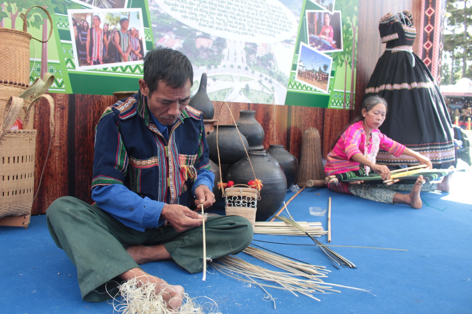 Nghệ nhân giữ hồn nghề đan lát K’ho ở Đam Rông