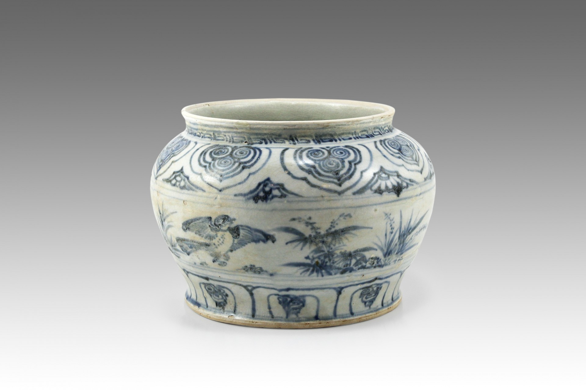 Chất liệu Gốm hoa lam, niên đại thế kỷ XV Chất liệu Gốm hoa lam, niên đại thế kỷ XV