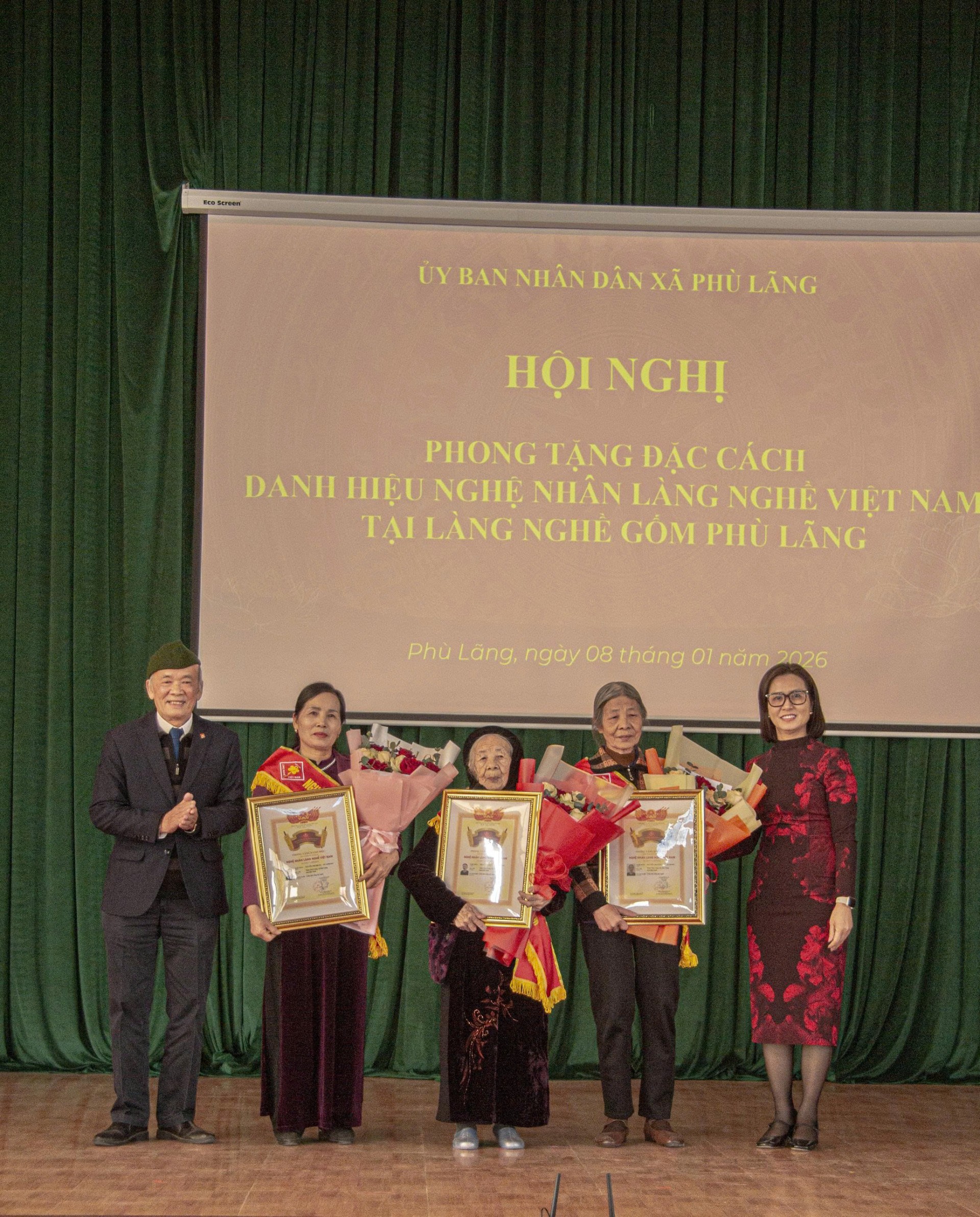 Phù Lãng: 03 cá nhân xuất sắc được đặc cách phong tặng danh hiệu Phù Lãng: 03 cá nhân xuất sắc được đặc cách phong tặng danh hiệu