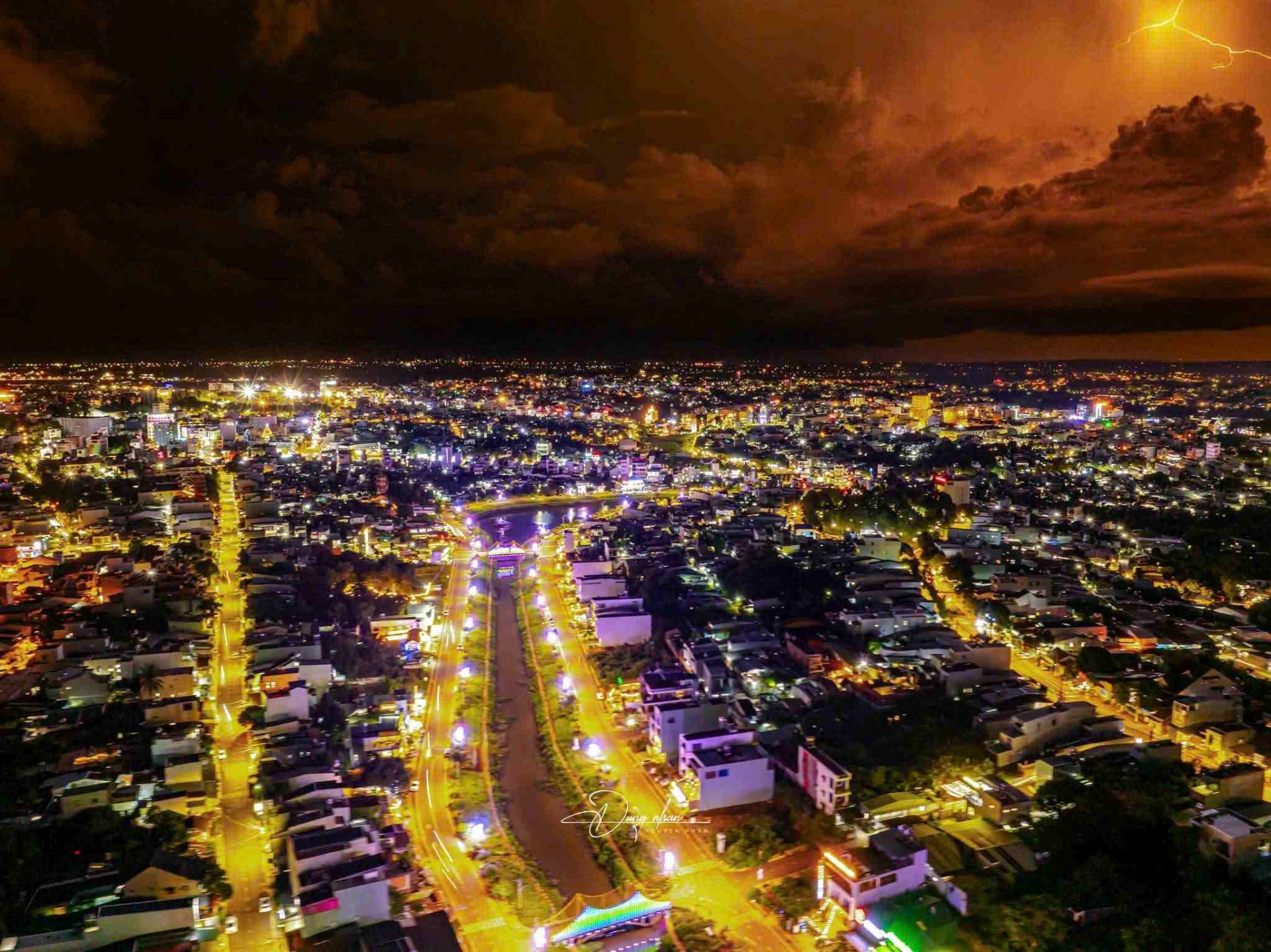 Gia Lai định hình chiến lược phát triển kinh tế đêm, tạo động lực mới cho du lịch và dịch vụ