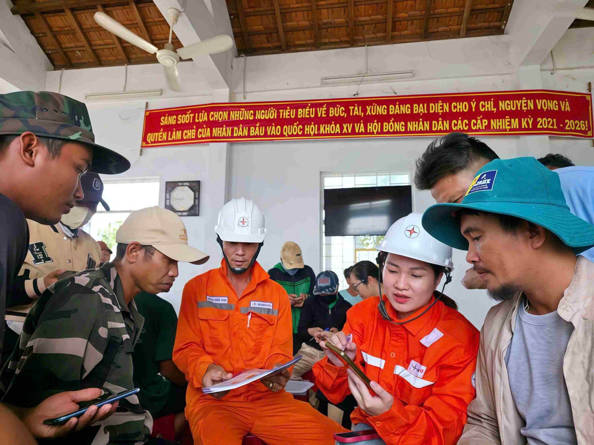 Gia Lai: Người dân làng Canh Tiến đón Tết xuân trong niềm vui có điện lưới quốc gia