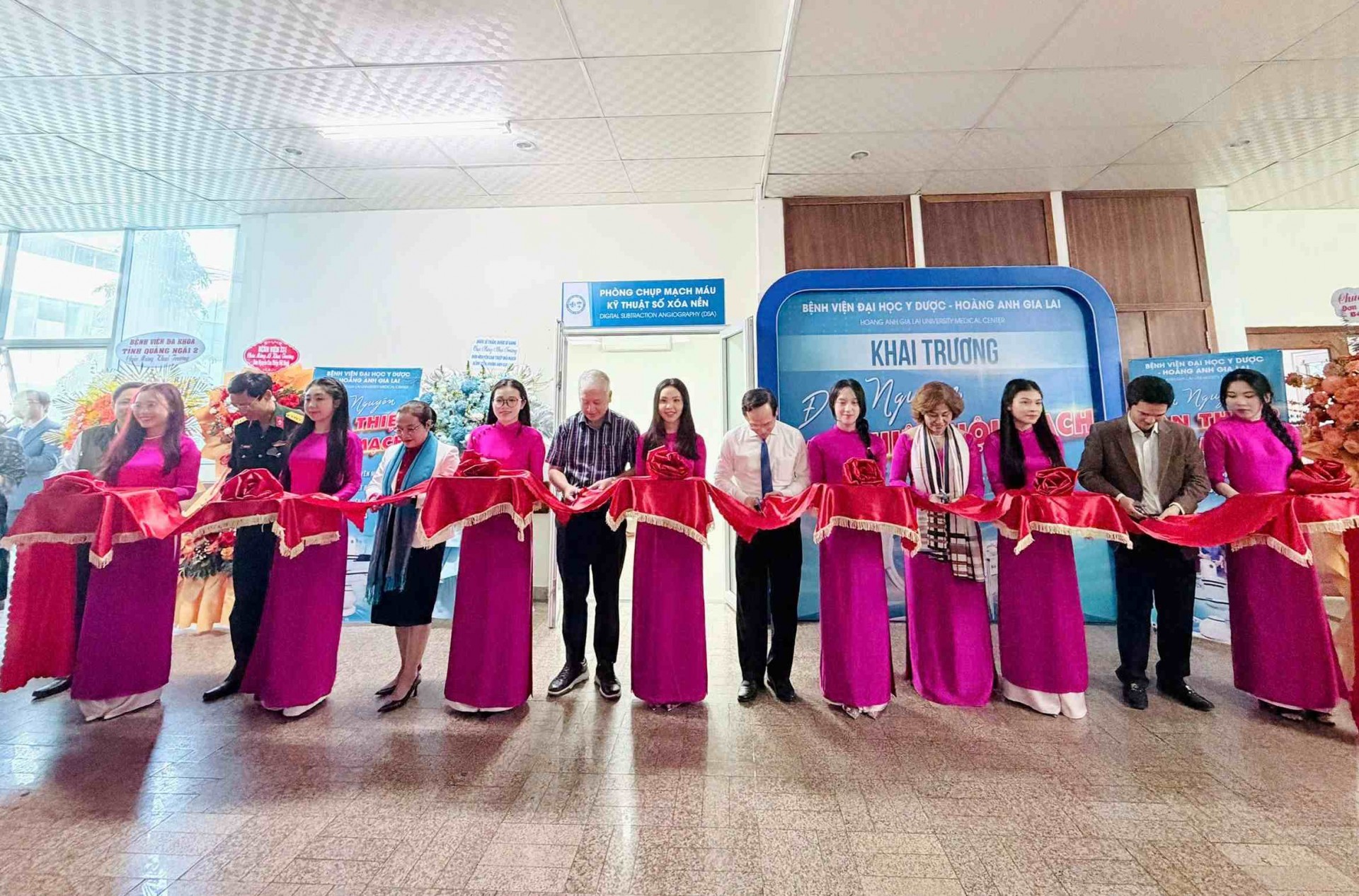 Bệnh viện Đại học Y Dược - Hoàng Anh Gia Lai khai trương Đơn nguyên can thiệp nội mạch