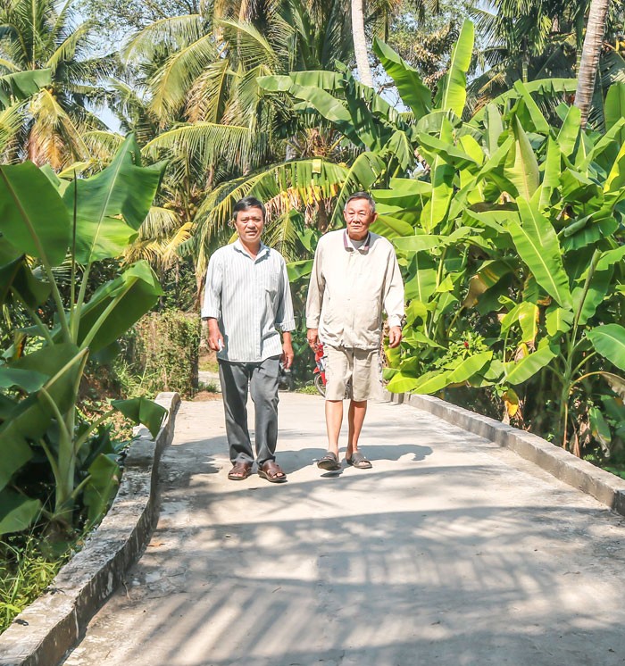 Với phương châm “Nhà nước và Nhân dân cùng làm”, cầu giao thông nông thôn tạo thuận tiện cho người dân ấp An Thạnh (xã Tân Lược).