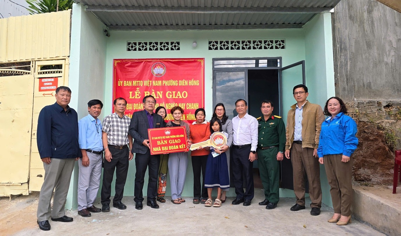 Sau hơn một tháng thi công, ngôi nhà mới của gia đình bà Nay Chanh đã được đưa vào sử dụng trước Tết Nguyên đán