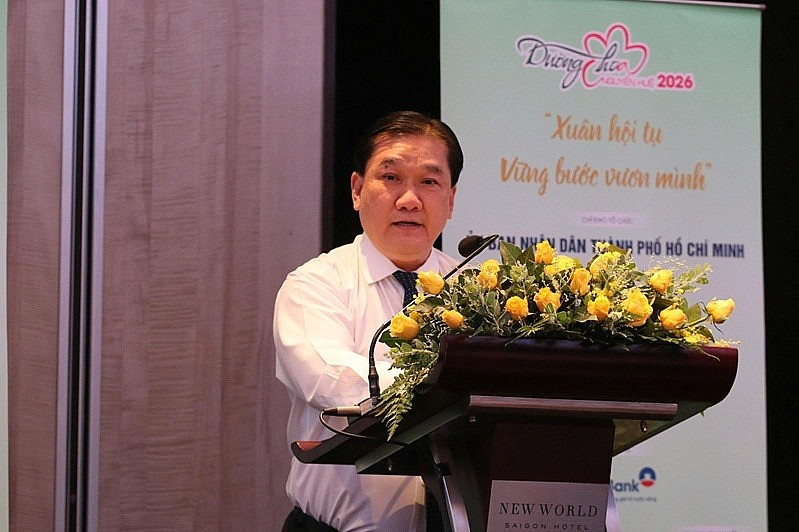 Ông Trương Đức Hùng, Tổng Giám đốc Saigontourist Group phát biểu tại buổi họp báo thông tin về Đường hoa Nguyễn Huệ Tết Bính Ngọ 2026