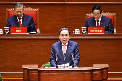 quoc hoi quyet tam the che hoa nghi quyet dai hoi xiv cua dang som dua chu truong vao cuoc song