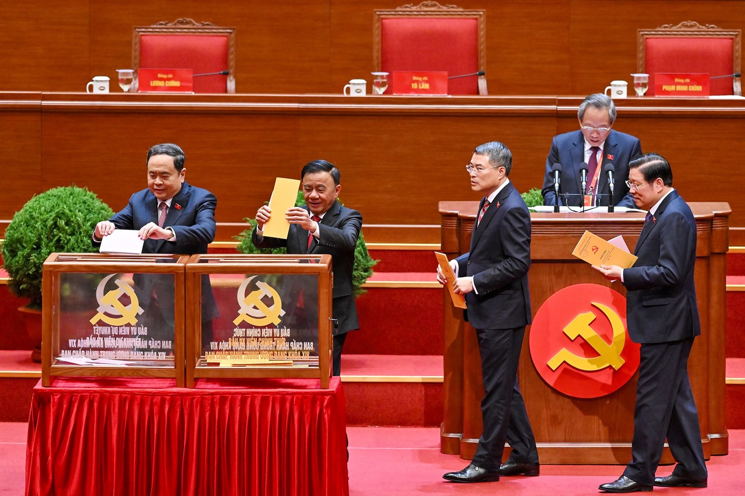 Quốc hội quyết tâm thể chế hóa Nghị quyết Đại hội XIV của Đảng, sớm đưa chủ trương vào cuộc sống