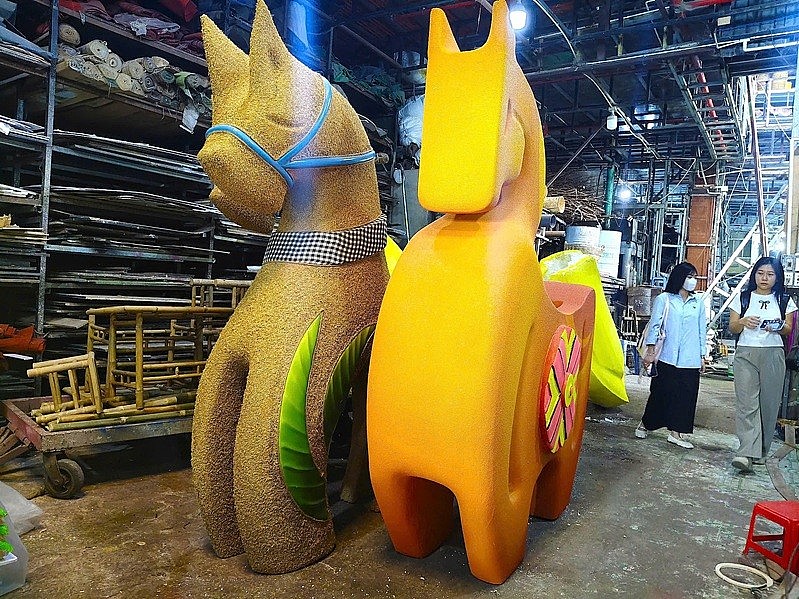 TP. HCM: Tăng tốc hoàn thiện linh vật phục vụ Đường hoa Nguyễn Huệ