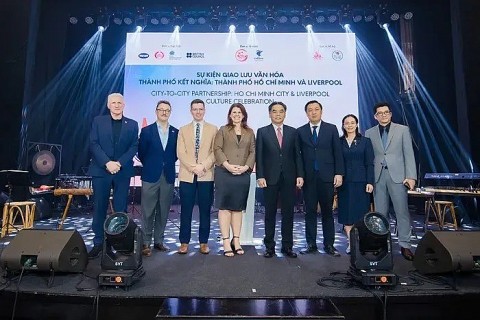 le hoi van hoa liverpool ky niem quan he ket nghia tp hcm liverpool