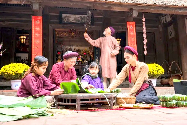 Tết Nguyên Đán Gìn giữ hồn cốt văn hóa Việt trong nhịp sống hiện đại