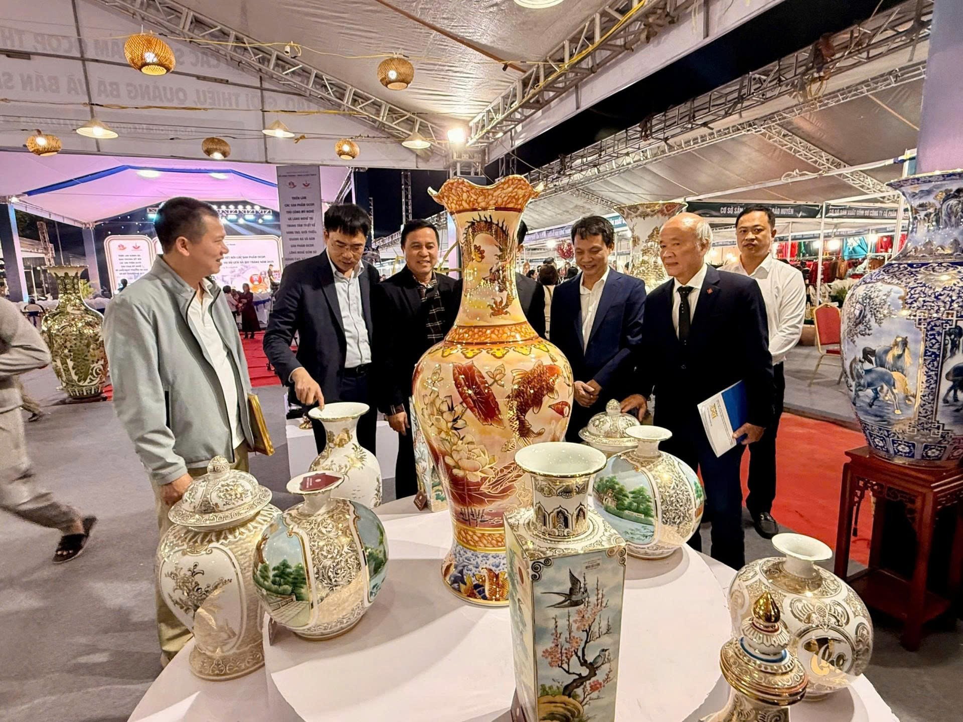 Hiệp hội Làng nghề Việt Nam Thúc đẩy phát triển thủ công mỹ nghệ năm 2026 Hiệp hội Làng nghề Việt Nam Thúc đẩy phát triển thủ công mỹ nghệ năm 2026