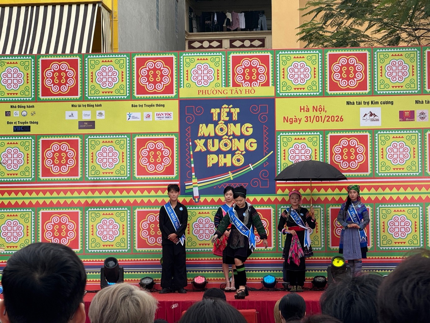 “Tết Mông xuống phố 2026” - Lan tỏa bản sắc văn hóa của người Mông đến công chúng Thủ đô “Tết Mông xuống phố 2026” - Lan tỏa bản sắc văn hóa của người Mông đến công chúng Thủ đô
