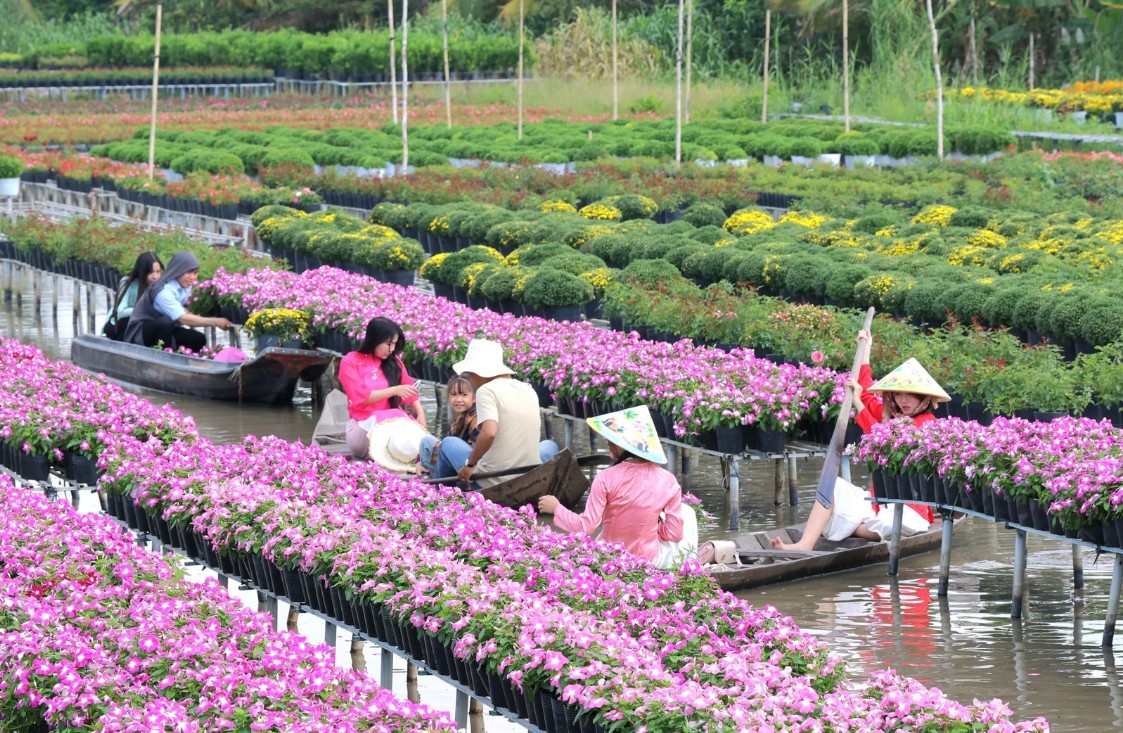 Vườn hoa kiểng Sa Đéc hút khách dịp giáp Tết