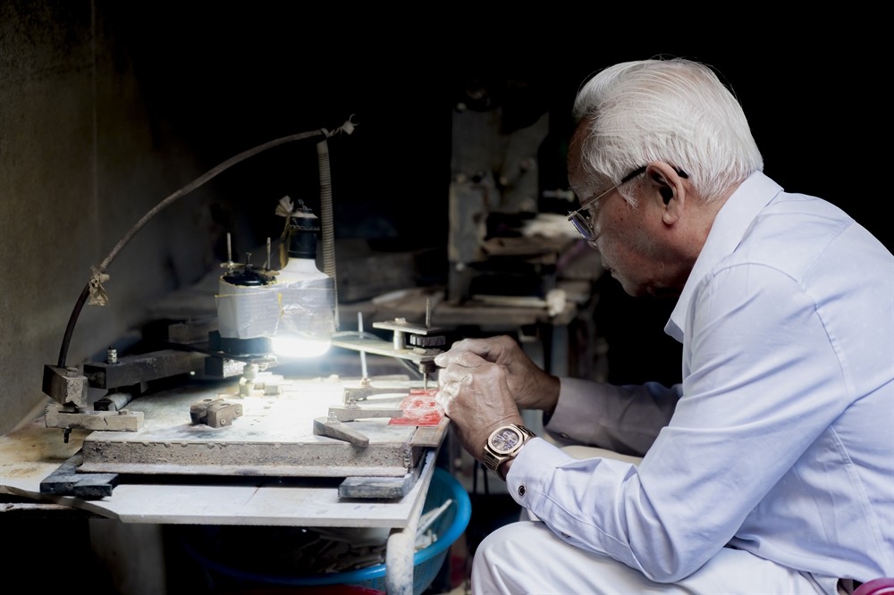 Nghề làm xăm hường xứ Huế: Khi trò chơi cổ đứng trước nguy cơ mai một