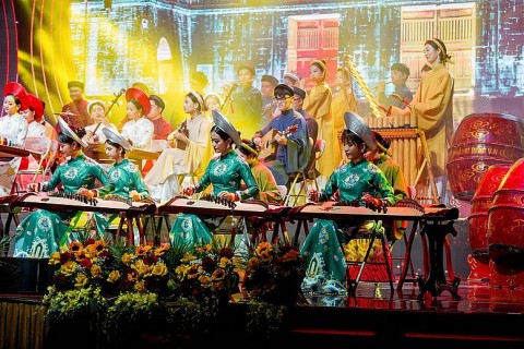 chien luoc truyen thong quang ba hinh anh viet nam ra nuoc ngoai