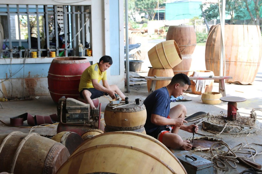 Tiếng trống quê vang xa từ làng nghề Đại Đồng Tiếng trống quê vang xa từ làng nghề Đại Đồng