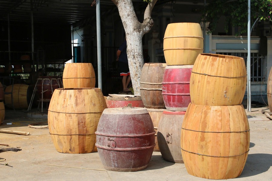 Tiếng trống trở thành nét đẹp văn hóa không thể thiếu mỗi dịp Tết đến, Xuân về. Tiếng trống trở thành nét đẹp văn hóa không thể thiếu mỗi dịp Tết đến, Xuân về.