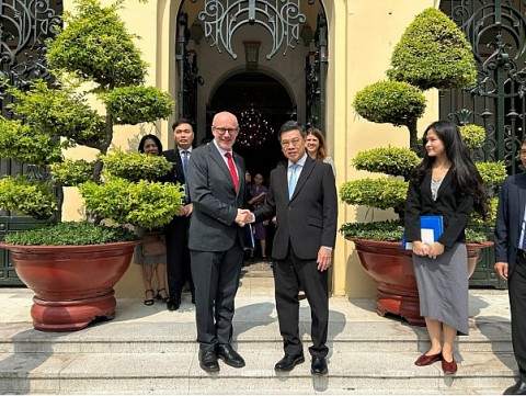 anh thuc day hop tac phat trien duong sat do thi tai viet nam