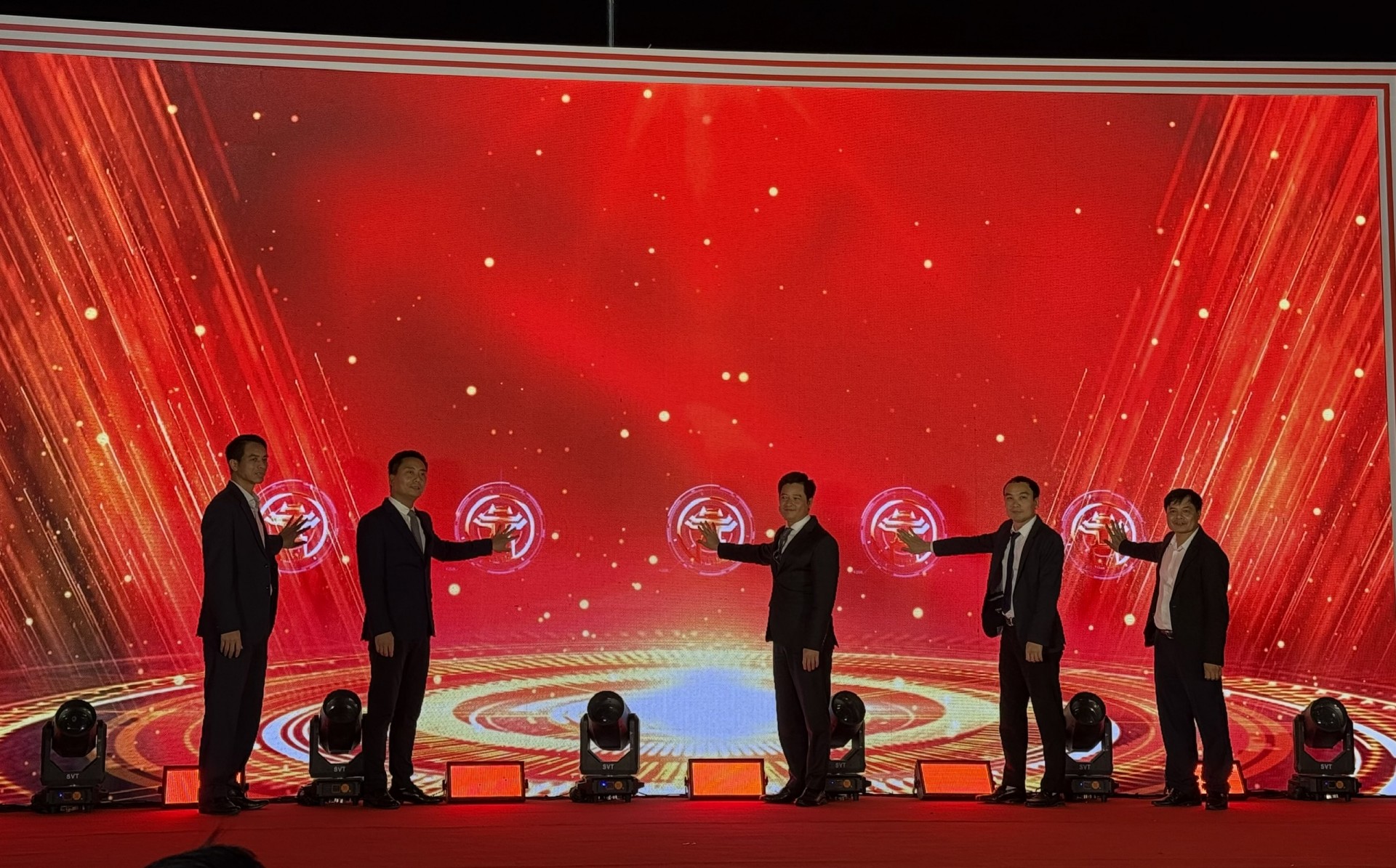 Xuân về trên xã đảo Minh Châu