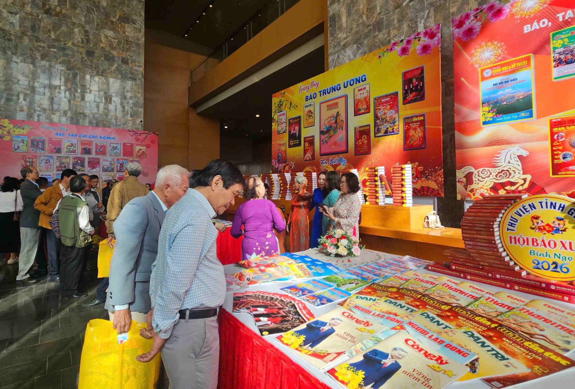 Tạp chí Làng nghề Việt Nam tham gia Hội Báo Xuân Bính Ngọ năm 2026 tại tỉnh Gia Lai