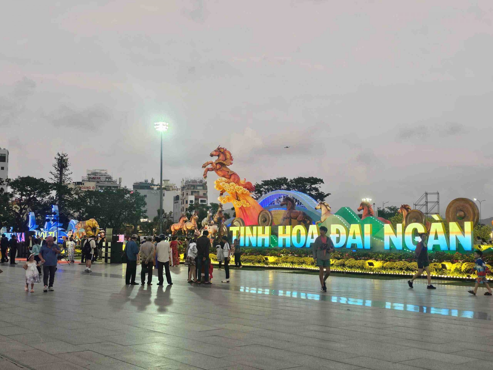 Gia Lai: Cụm linh vật Xuân Bính Ngọ 2026 được thiết kế dựa trên tinh thần “Thánh Gióng - Đất Võ - Đại Ngàn”